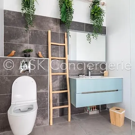 Surgabali - Swimming Pool And 300m From The Villa *